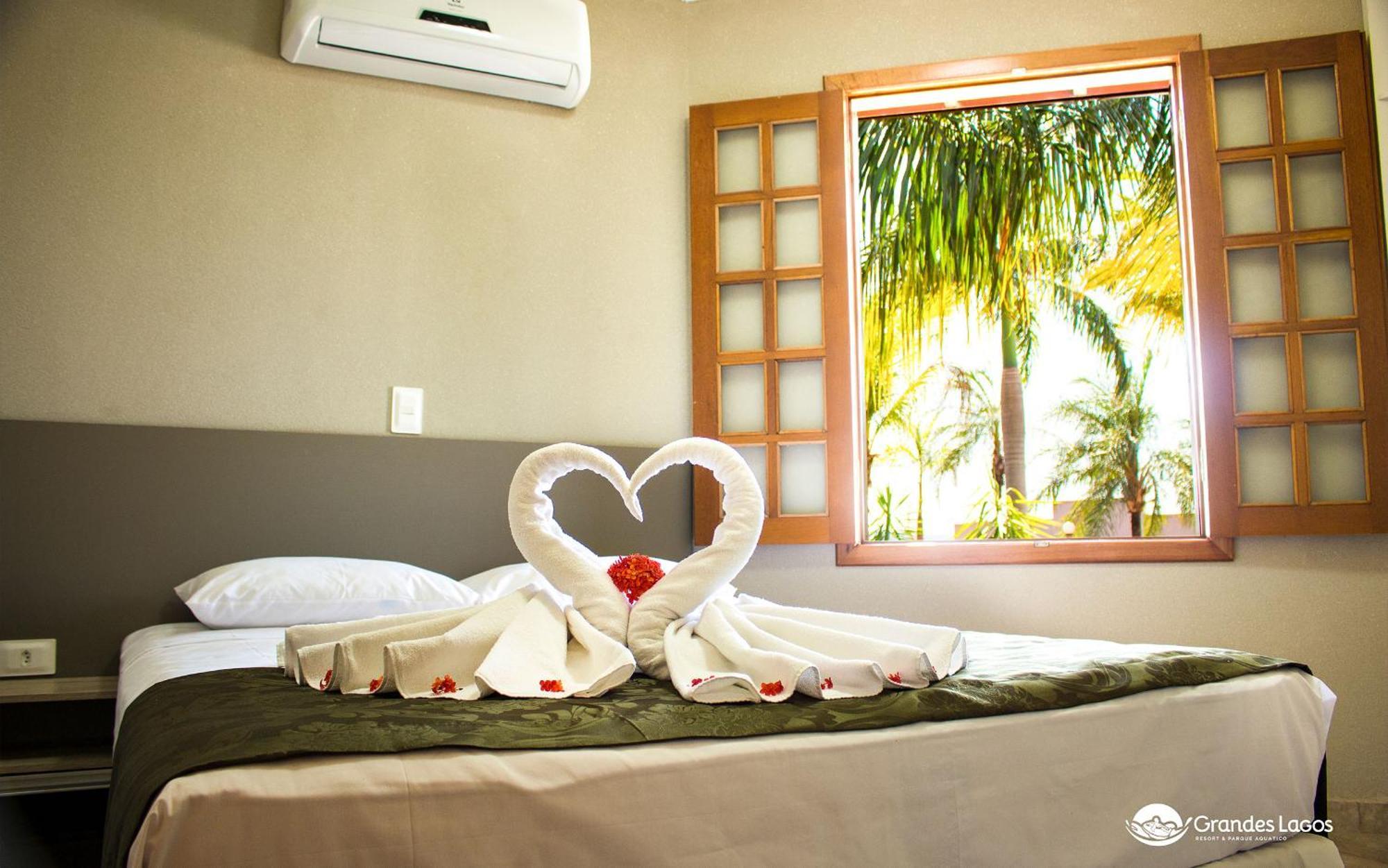 Grandes Lagos Resorts E Parque Aquatico Santa Clara d'Oeste Phòng bức ảnh